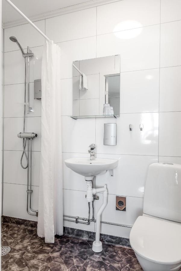 Wij Traedgardar Hotel Ockelbo Luaran gambar