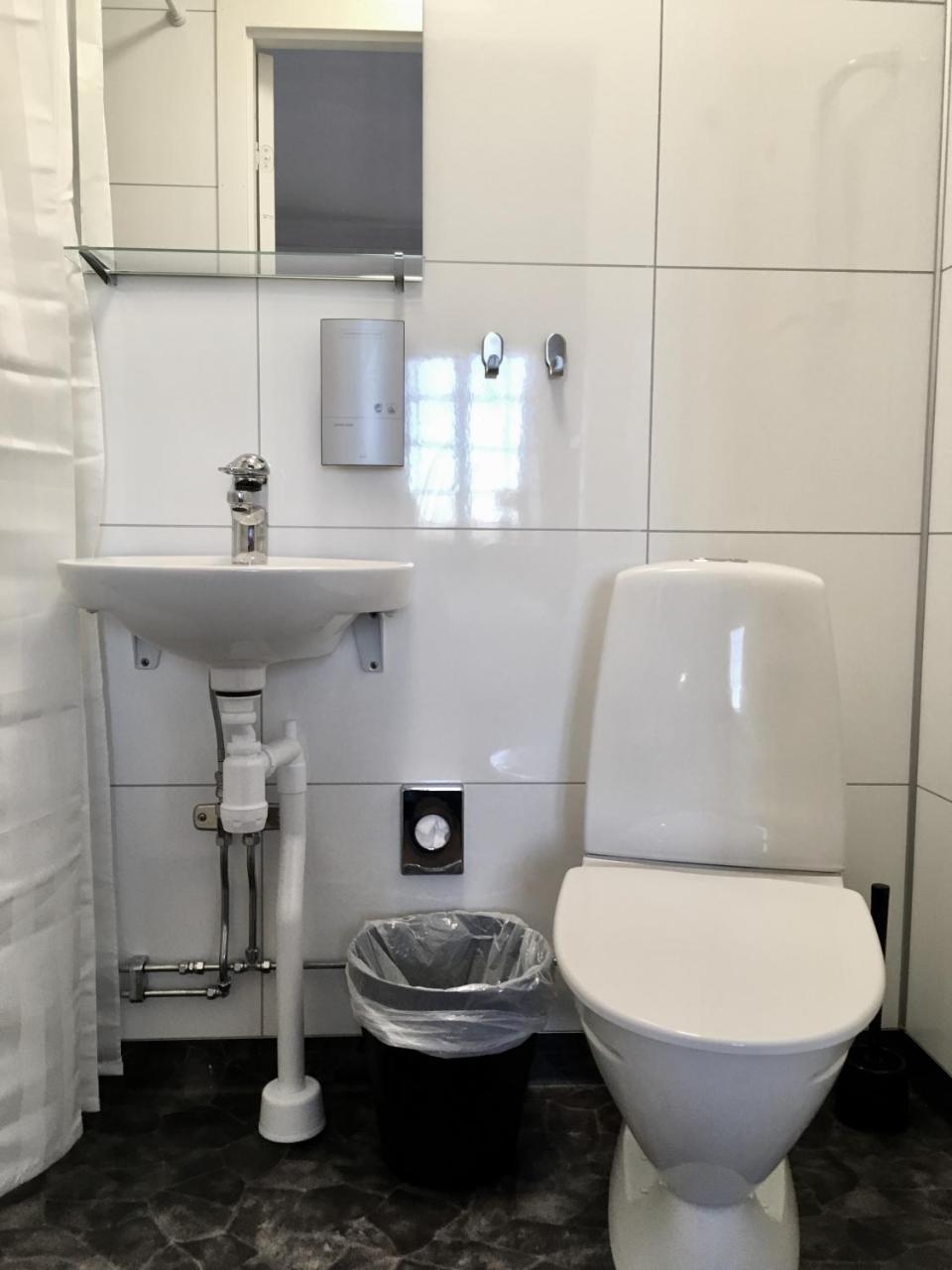 Wij Traedgardar Hotel Ockelbo Luaran gambar